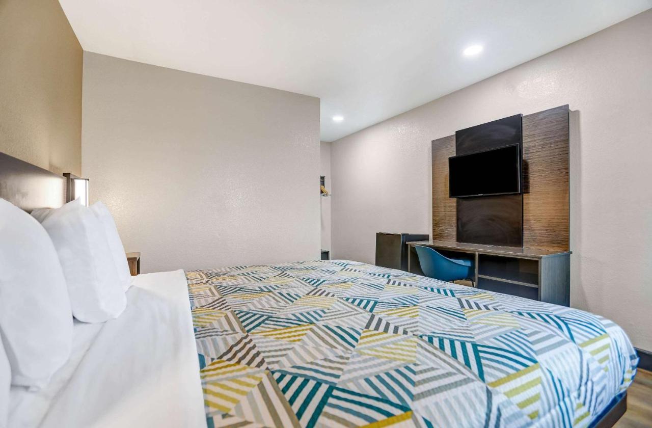 Hotel 6-san Bernardino, Ca - South San Bernardino