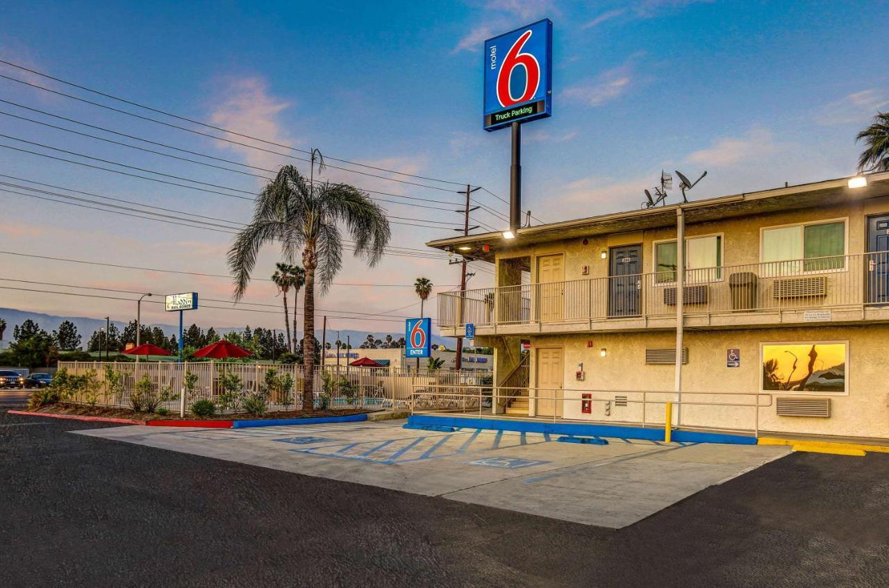 Hotel 6-san Bernardino, Ca - South