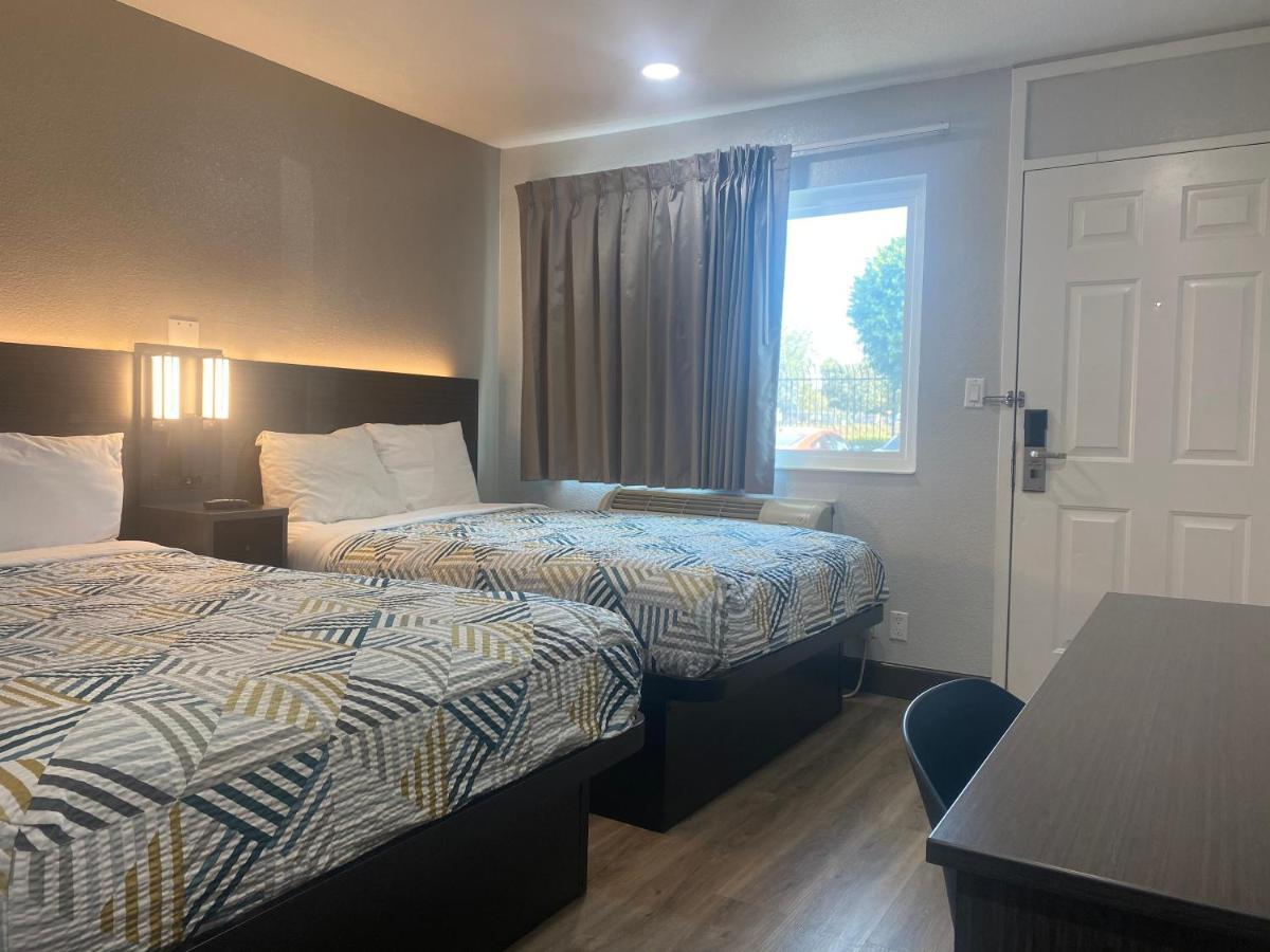 6-san Bernardino, Ca - South Hotel