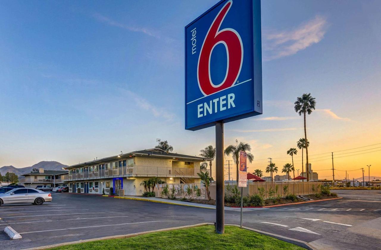 6-san Bernardino, Ca - South Hotel